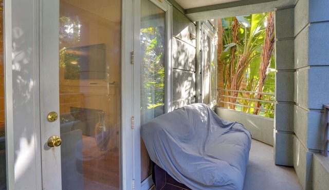 Serene Irvine Retreat w/Heated Pool Access!