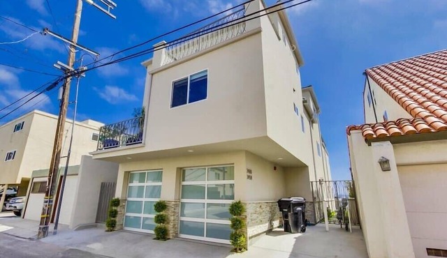Gorgeous Ground Floor Bayfront