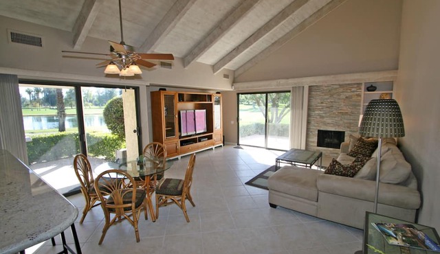 018RM 1 BR 1.5 Bath Beautiful Tennis Villa Mission Hills