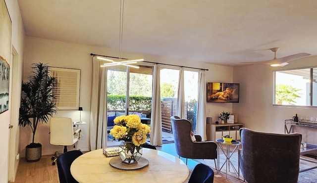Private Desert Escape - Golf, Tennis, Festival & Romantic or Family Getaway