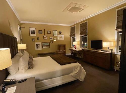 Wydown Hotel
