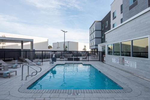 Fairfield by Marriott Inn & Suites Anaheim Los Alamitos